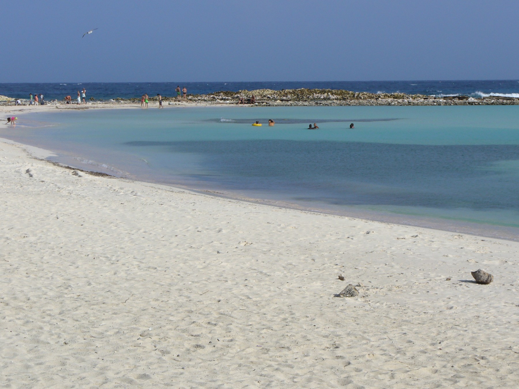Turquoise sea at Baby Beach