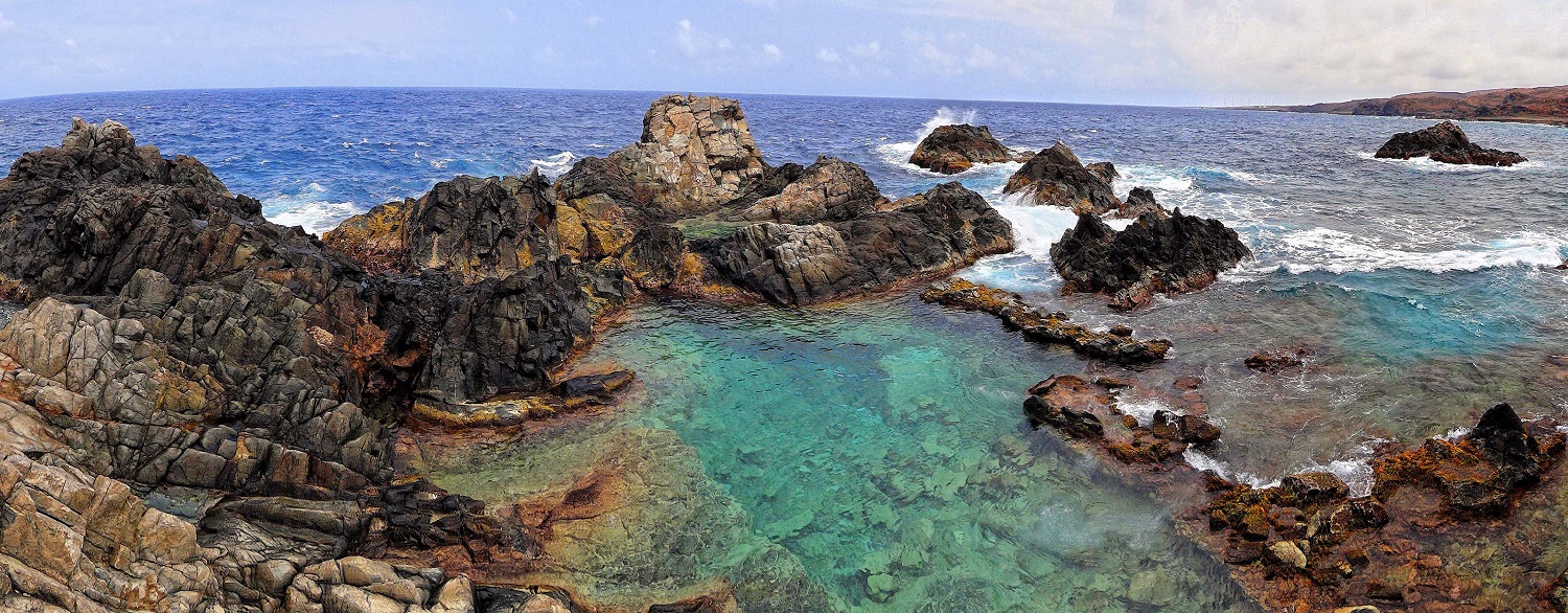 Aruba natural pool and rugged coast